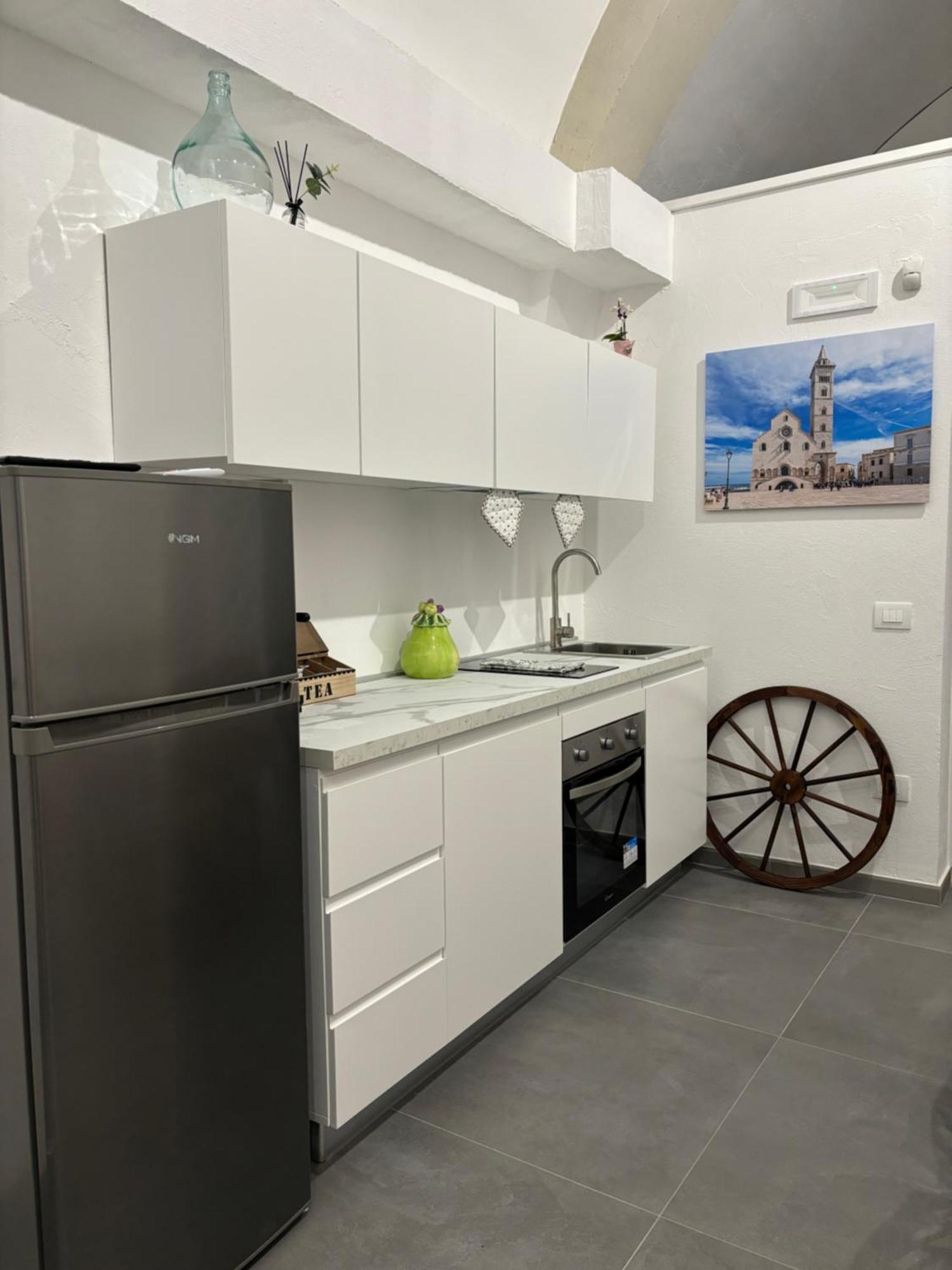 ホテル Tellmewhy Puglia コラート エクステリア 写真